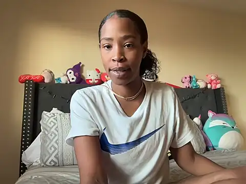 Snapshot of Cum2Charm chatting on September 13, 1:55 pm Cum2Charm online show from September 13, 1:55 pm