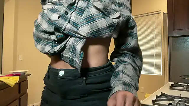 Snapshot of Cum2Charm chatting on September 28, 3:39 pm Cum2Charm online show from September 28, 3:39 pm