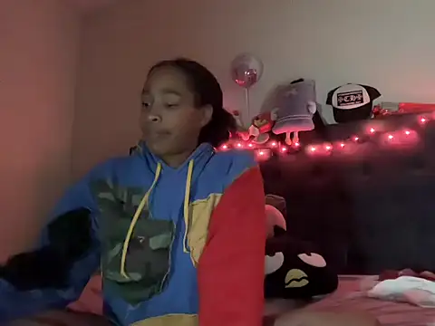 Snapshot of Cum2Charm chatting on October 11, 12:58 pm Cum2Charm online show from October 11, 12:58 pm