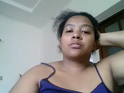 PRETTY-MI online show from November 18, 8:52 am