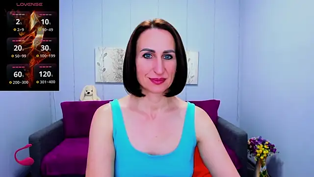 Snapshot of Nia_Smithh chatting on December 5, 1:28 pm Nia Smithh online show from December 5, 1:28 pm