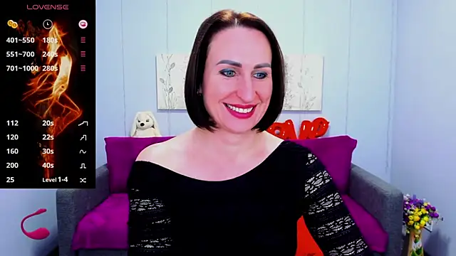 Snapshot of Nia_Smithh chatting on February 20, 1:19 pm Nia Smithh online show from February 20, 1:19 pm