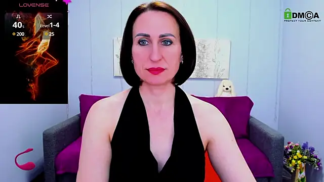 Snapshot of Nia_Smithh chatting on March 5, 4:57 pm Nia Smithh online show from March 5, 4:57 pm