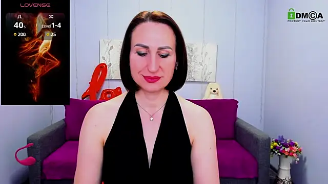 Snapshot of Nia_Smithh chatting on March 12, 1:08 pm Nia Smithh online show from March 12, 1:08 pm