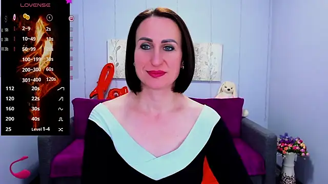 Snapshot of Nia_Smithh chatting on March 22, 4:26 pm Nia Smithh online show from March 22, 4:26 pm