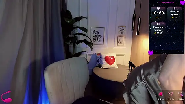 YolandaKiss online show from March 2, 8:07 pm