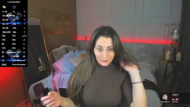KylieMellow online show from May 31, 5:37 am