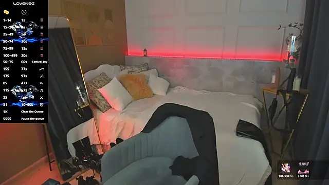 KylieMellow online show from June 11, 5:27 am