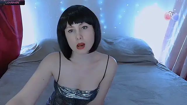 Snapshot of bekyboop chatting on December 5, 4:34 pm bekyboop online show from December 5, 4:34 pm