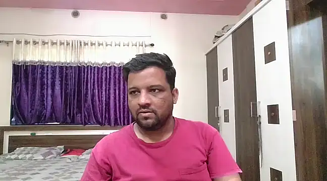 Snapshot of dhruv_love chatting on February 24, 7:55 am dhruv love online show from February 24, 7:55 am