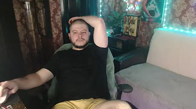 Snapshot of thor_master chatting on March 19, 1:32 am thor master online show from March 19, 1:32 am