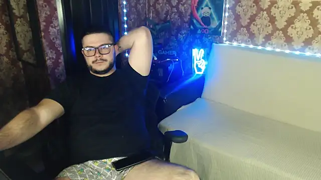 Snapshot of thor_master chatting on September 23, 2:25 am thor master online show from September 23, 2:25 am