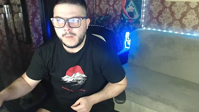 Snapshot of thor_master chatting on October 2, 12:28 am thor master online show from October 2, 12:28 am