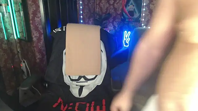 Snapshot of thor_master chatting on October 4, 1:14 am thor master online show from October 4, 1:14 am