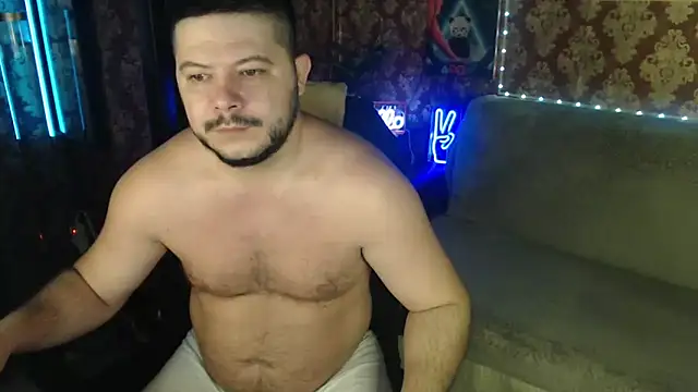 Snapshot of thor_master chatting on October 15, 12:11 am thor master online show from October 15, 12:11 am