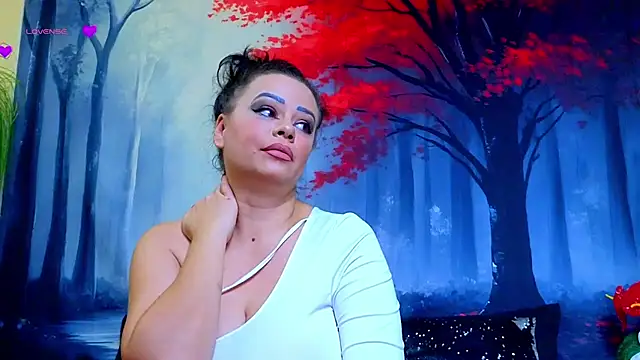 Snapshot of ElizabethEven chatting on November 2, 10:45 pm ElizabethEven online show from November 2, 10:45 pm