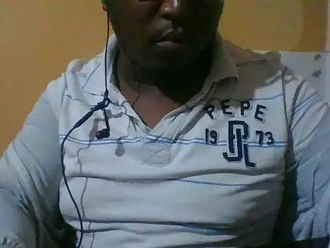 Snapshot of honeyswit chatting on October 28, 9:17 pm honeyswit online show from October 28, 9:17 pm