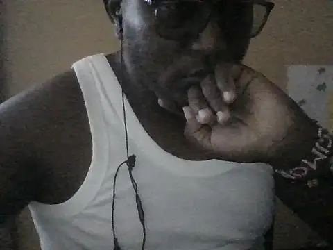 Snapshot of honeyswit chatting on November 16, 1:06 pm honeyswit online show from November 16, 1:06 pm