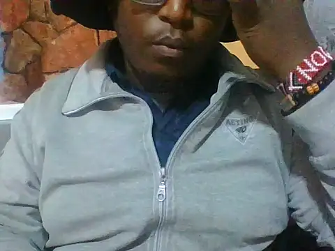 Snapshot of honeyswit chatting on February 9, 5:50 pm honeyswit online show from February 9, 5:50 pm