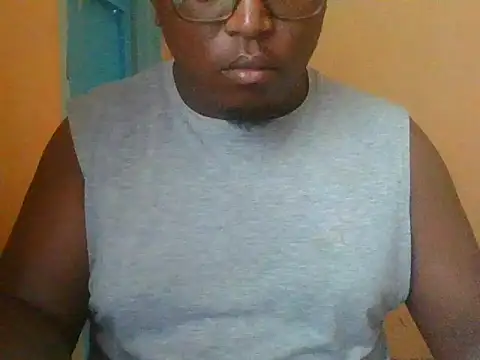 Snapshot of honeyswit chatting on July 3, 9:37 am honeyswit online show from July 3, 9:37 am