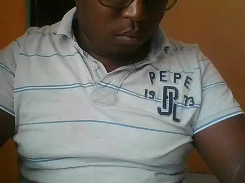 Snapshot of honeyswit chatting on July 9, 11:58 am honeyswit online show from July 9, 11:58 am