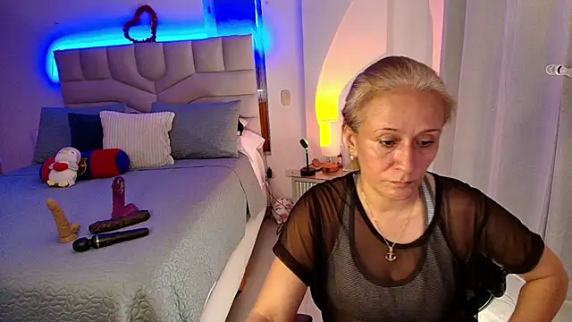 Naty Stone online show from June 22, 7:55 pm