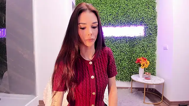 Snapshot of realhotfallingdevil chatting on November 21, 6:01 am realhotfallingdevil online show from November 21, 6:01 am