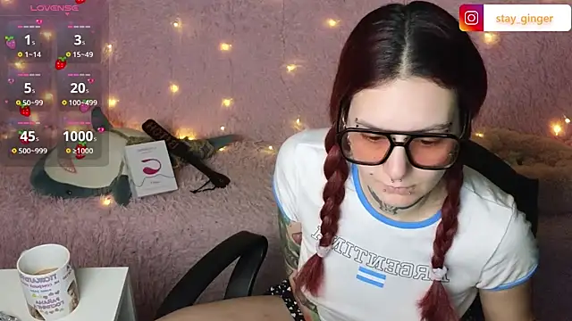 Snapshot of Ginger_Stay chatting on March 1, 8:45 am Ginger Stay online show from March 1, 8:45 am