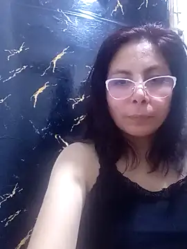 Snapshot of Anypink chatting on December 9, 5:40 am Anypink online show from December 9, 5:40 am