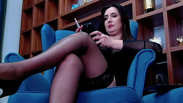 Snapshot of Mistress_Audrey chatting on October 25, 5:59 am Mistress Audrey online show from October 25, 5:59 am