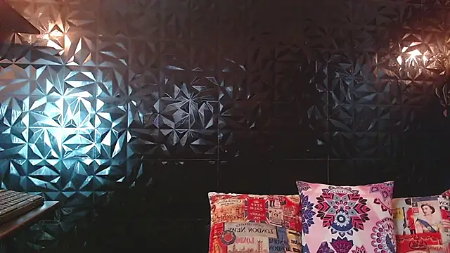 Snapshot of PINK__LOLA1 chatting on May 25, 11:44 pm PINK LOLA1 online show from May 25, 11:44 pm