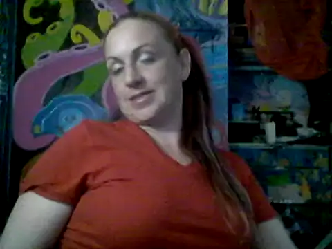 Snapshot of DixonCider4202 chatting on December 22, 10:25 pm DixonCider4202 online show from December 22, 10:25 pm