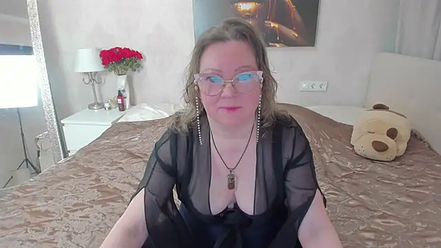 katysako online show from February 12, 11:55 pm