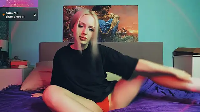 Snapshot of Linda_Roxy chatting on December 21, 1:42 pm Linda Roxy online show from December 21, 1:42 pm