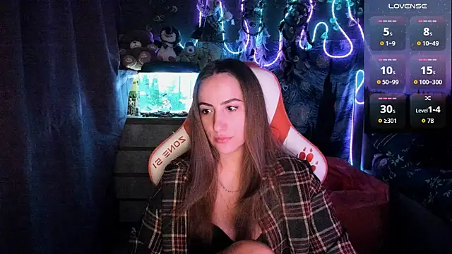 Selbi Paine online show from July 30, 1:21 pm