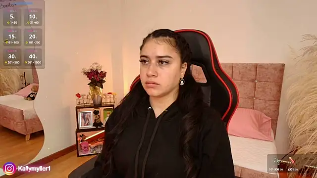 Snapshot of KallyMyller1 chatting on December 9, 7:39 pm KallyMyller1 online show from December 9, 7:39 pm