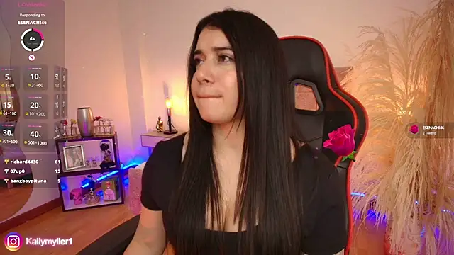 Snapshot of KallyMyller1 chatting on January 17, 1:47 am KallyMyller1 online show from January 17, 1:47 am