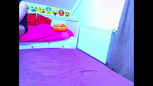 evehotty online show from November 16, 8:03 pm