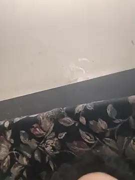 Harmanboy03 online show from February 22, 4:13 am