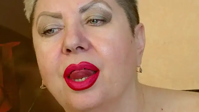 LadyPosh online show from January 25, 1:43 am