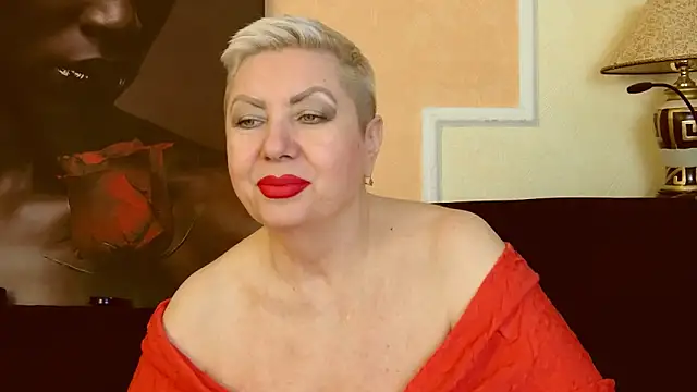 LadyPosh online show from February 11, 10:07 pm