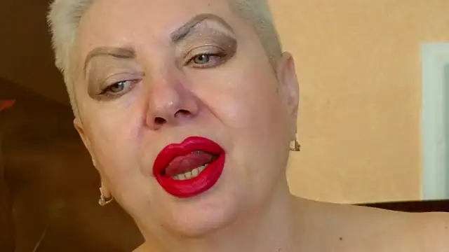 LadyPosh online show from March 15, 4:24 am