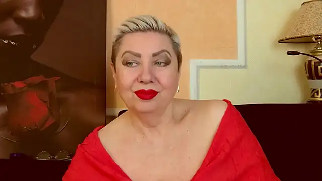 LadyPosh online show from May 20, 7:53 pm