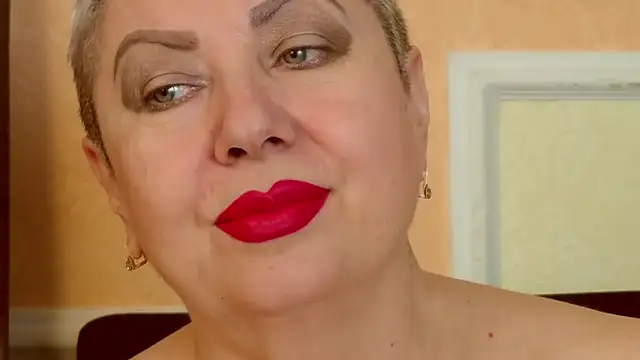 LadyPosh online show from July 23, 12:14 pm