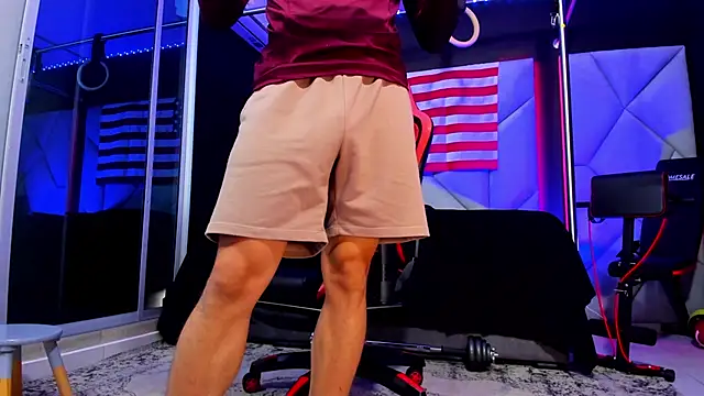 Snapshot of Aydenmiller96 chatting on October 18, 2:07 pm Aydenmiller96 online show from October 18, 2:07 pm