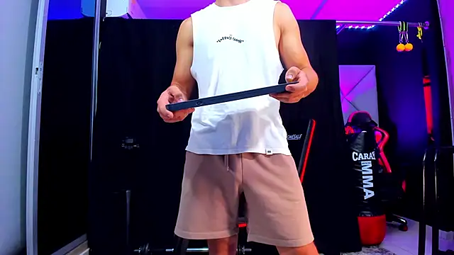 Snapshot of Aydenmiller96 chatting on November 3, 12:13 am Aydenmiller96 online show from November 3, 12:13 am