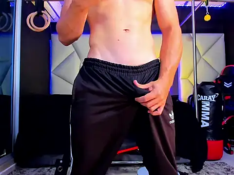 Snapshot of Aydenmiller96 chatting on November 28, 2:53 pm Aydenmiller96 online show from November 28, 2:53 pm