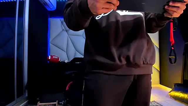 Aydenmiller96 online show from February 25, 11:47 pm