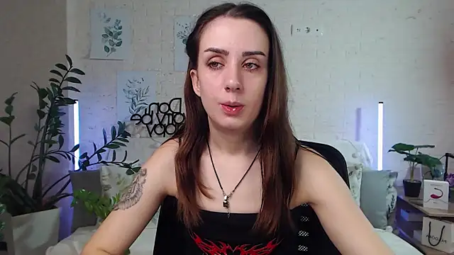 FranceskoJones online show from January 29, 8:35 pm