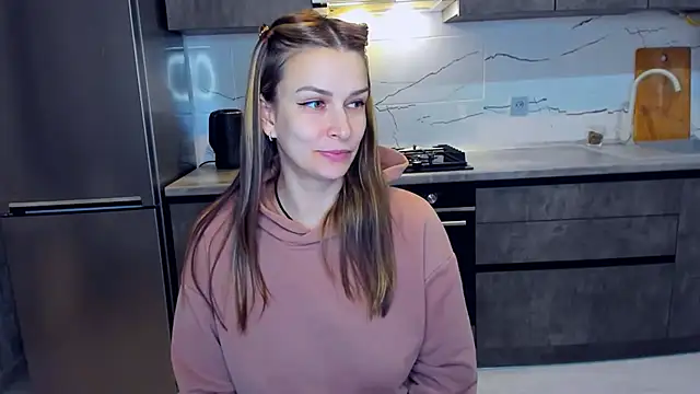 AlexiaDarren online show from February 24, 11:41 pm